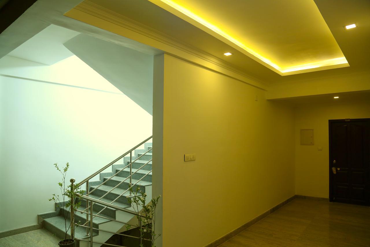 Ebenezer Plaza Hotel Nedumbassery Buitenkant foto